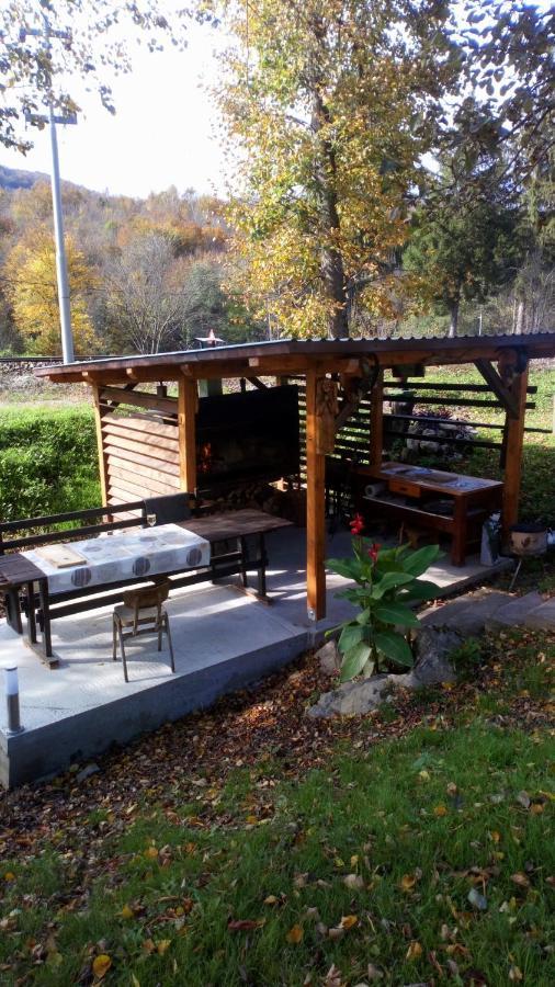 Sokol Apartamento Ogulin Exterior foto