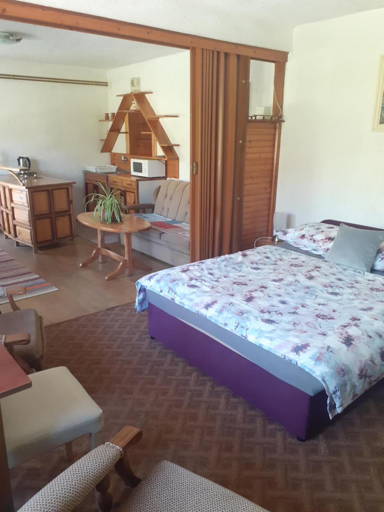 Sokol Apartamento Ogulin Exterior foto